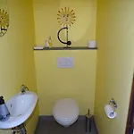 Luxury App, Frontal Sea View + South Terrace + Garage Apartman