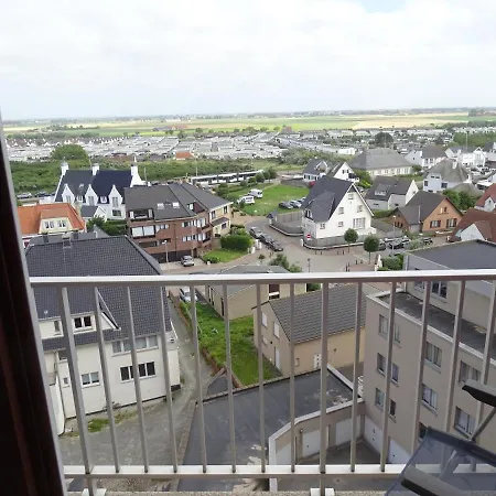 Luxury App, Frontal Sea View + South Terrace + Garage Appartamento Middelkerke