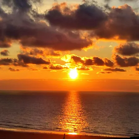 Luxury App, Frontal Sea View + South Terrace + Garage *